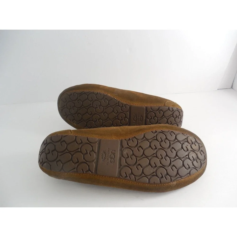 UGG Australia Dakota Moccasin Slippers Size 4 Chestnut‎ Brown Suede Shearling